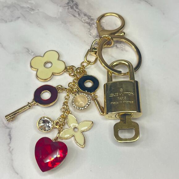 Louis Vuitton Lock & Key Set #317 on a Charm Cluster Keychain/Bag Charm - Picture 4 of 4